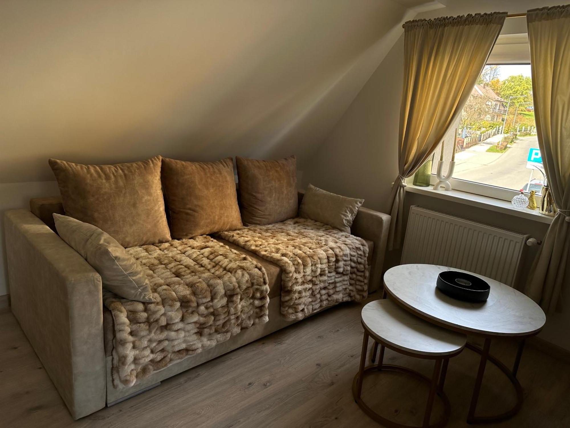 Limehouse Apartment *
